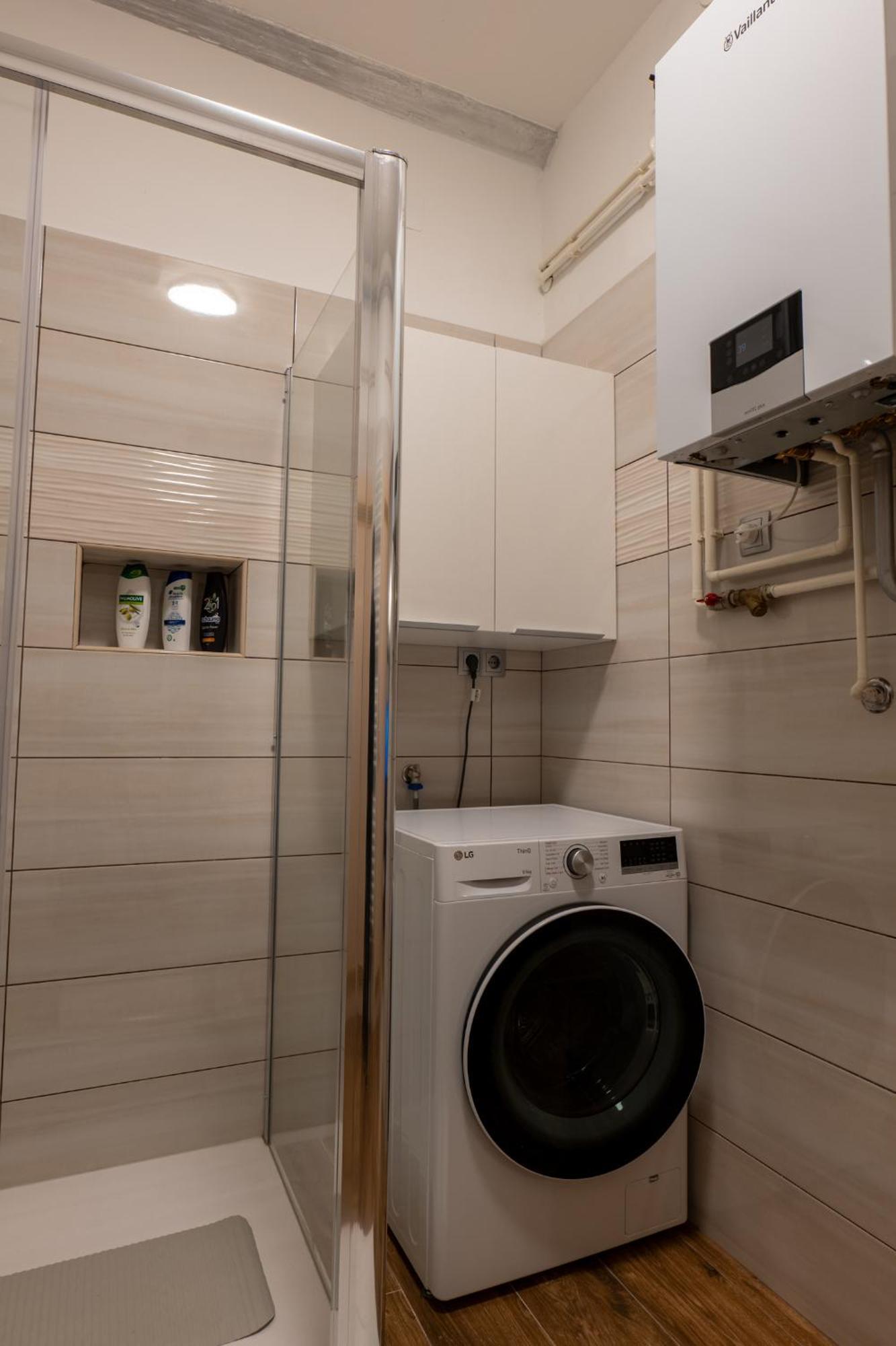 Little Vienna Silver Apartment Varazdin Ngoại thất bức ảnh