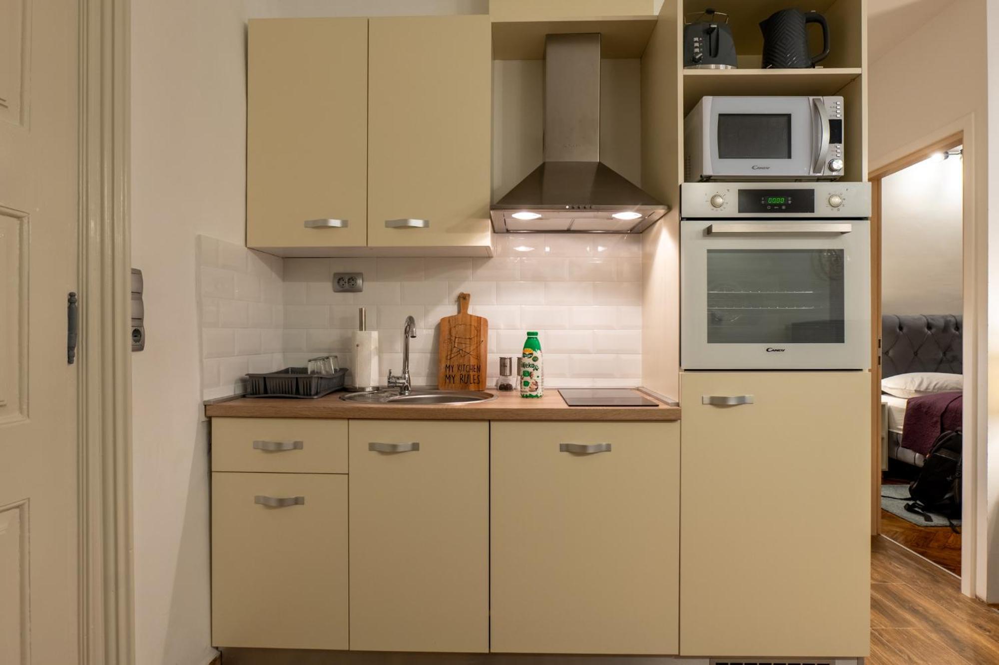 Little Vienna Silver Apartment Varazdin Ngoại thất bức ảnh