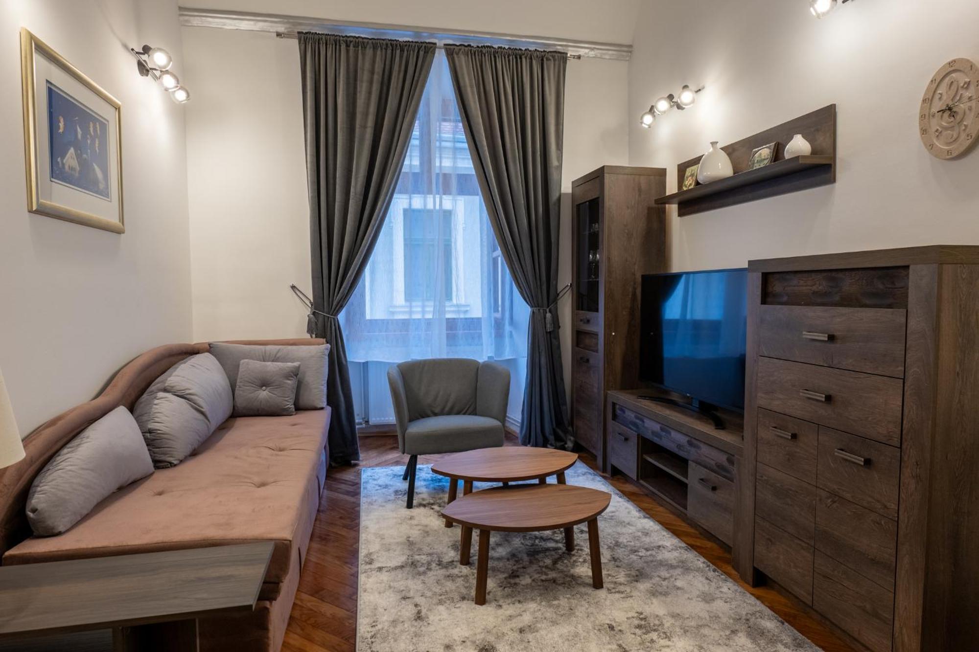 Little Vienna Silver Apartment Varazdin Ngoại thất bức ảnh